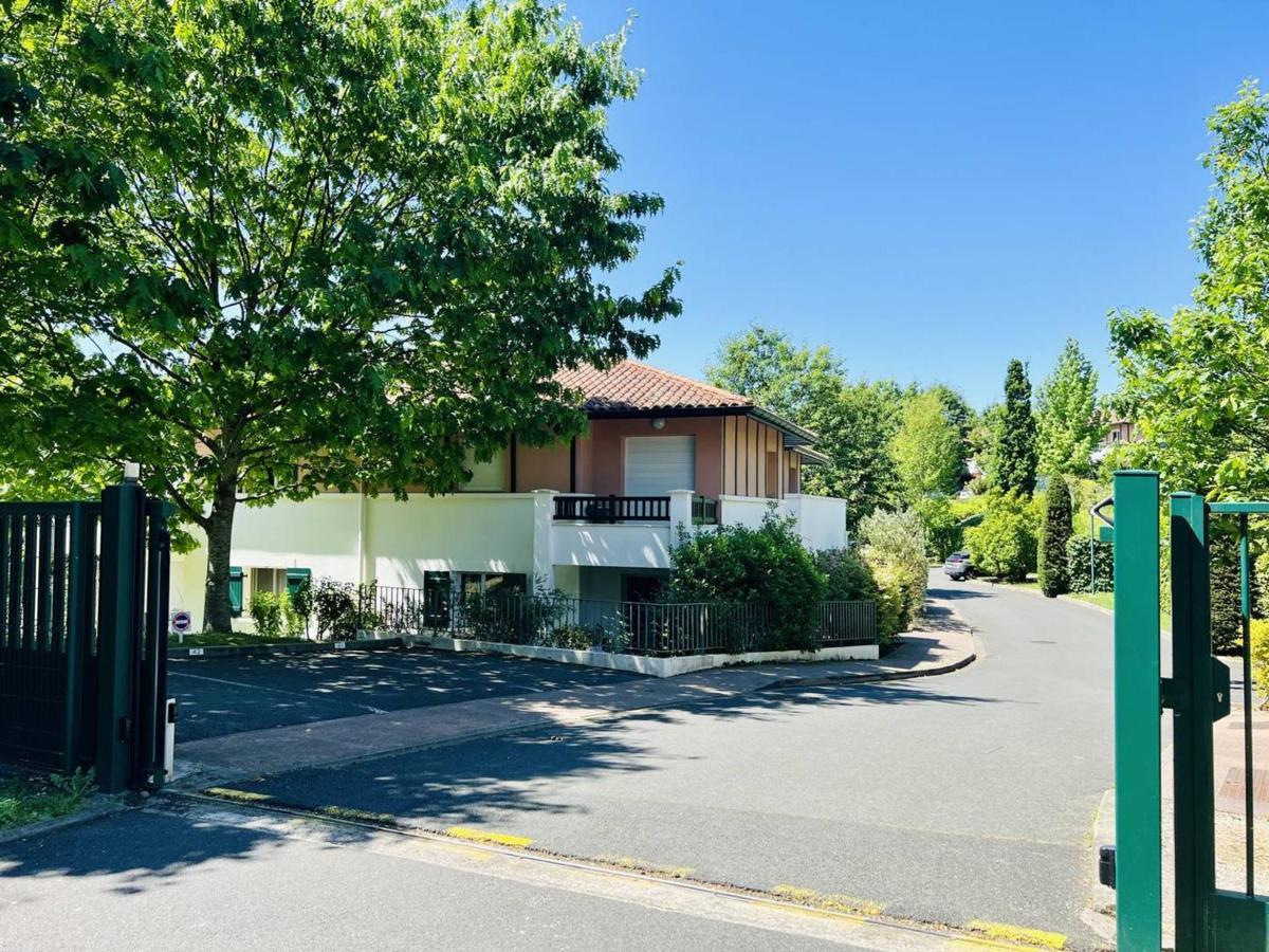T2 Avec Piscine, Proche Thermes, Parking Souterrain Et Terrasse - - Fr-1-495-72 * Cambo-les-Bains